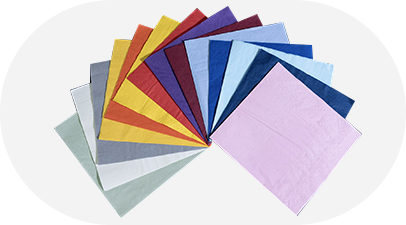 Renkli kağıt peçeteler